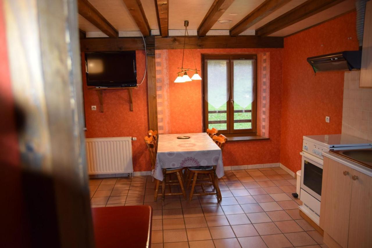 Vacance Conviviales Dans Les Vosges 8 Gites Ban-de-Sapt الغرفة الصورة